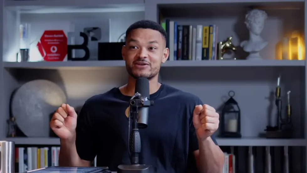 Gary Neville: From Football Legend To Building A Business Empire | E170 036