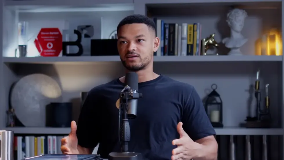 Gary Neville: From Football Legend To Building A Business Empire | E170 049