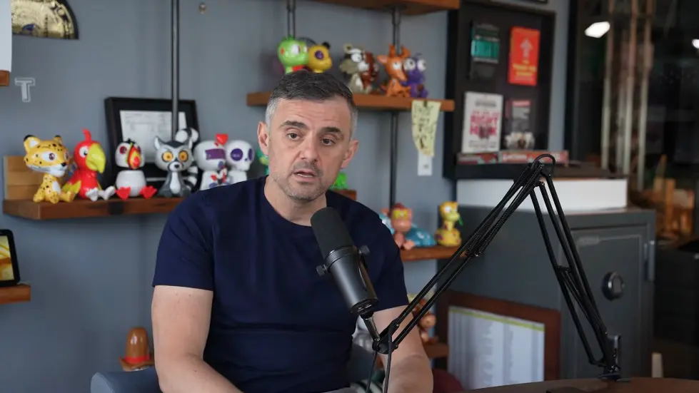 Before You WASTE Another Year Of Your Life Away, WATCH THIS! | Gary Vee & Jay Shetty 004