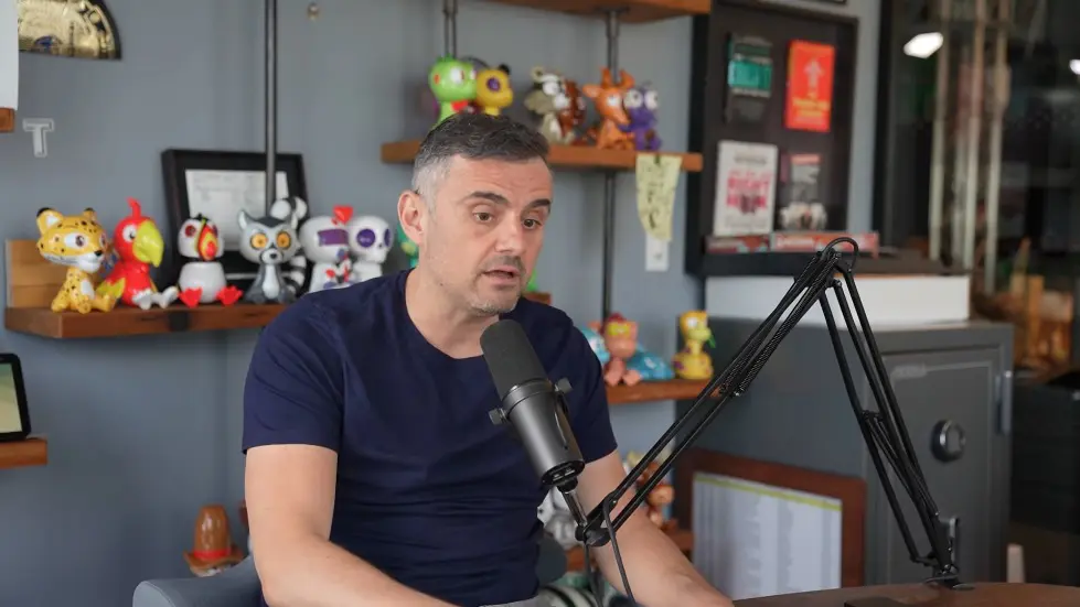 Before You WASTE Another Year Of Your Life Away, WATCH THIS! | Gary Vee & Jay Shetty 008