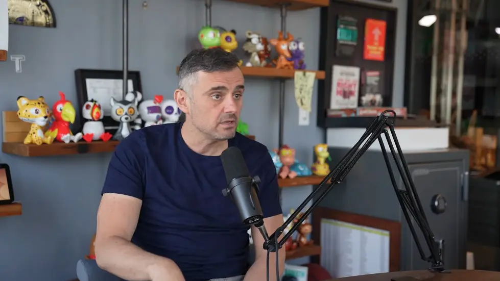 Before You WASTE Another Year Of Your Life Away, WATCH THIS! | Gary Vee & Jay Shetty 017