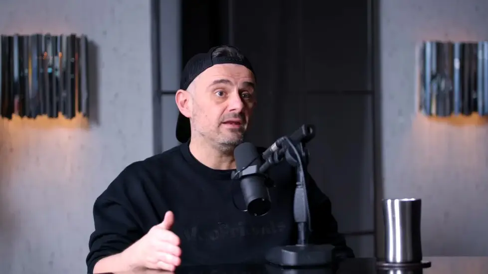 Gary Vee&rsquo;s Emotional Confession About His Success & Family! | E207 015