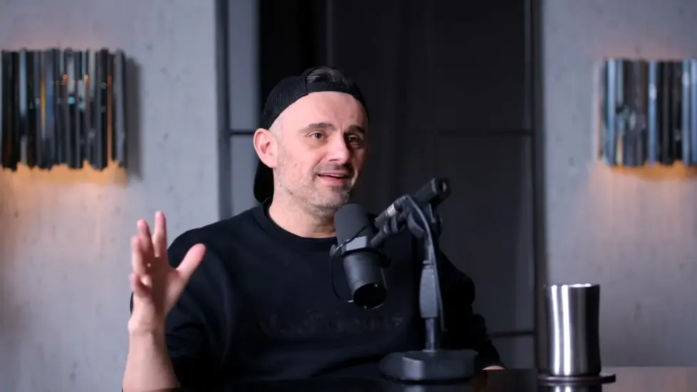 Gary Vee&rsquo;s Emotional Confession About His Success & Family! | E207 026