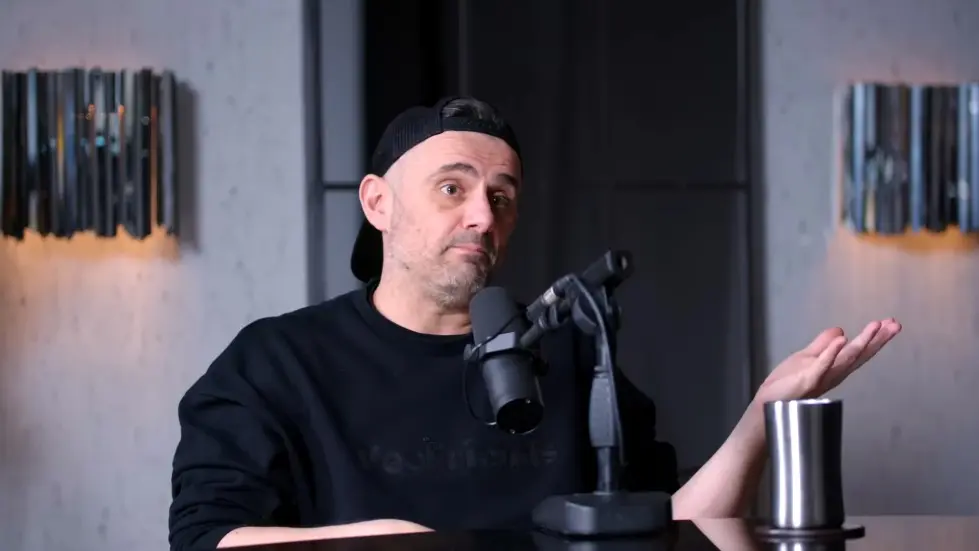 Gary Vee&rsquo;s Emotional Confession About His Success & Family! | E207 035