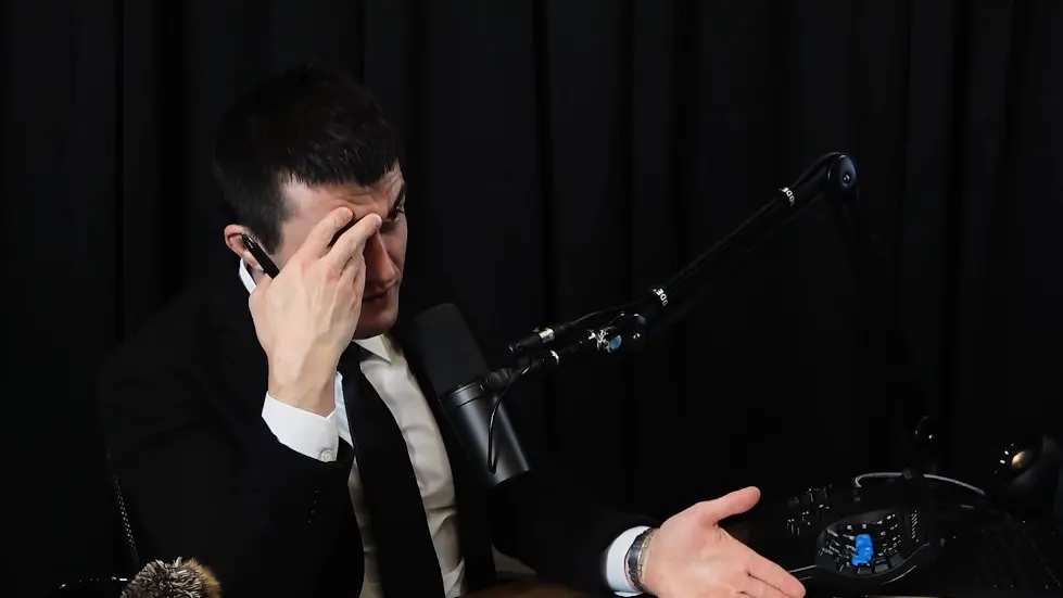 Grimes: Music, AI, and the Future of Humanity | Lex Fridman Podcast #281 056