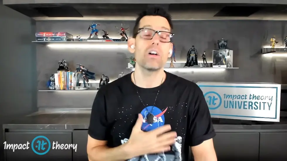 How Great Leaders CREATE ACTION and INSPIRE Those Around Them 008