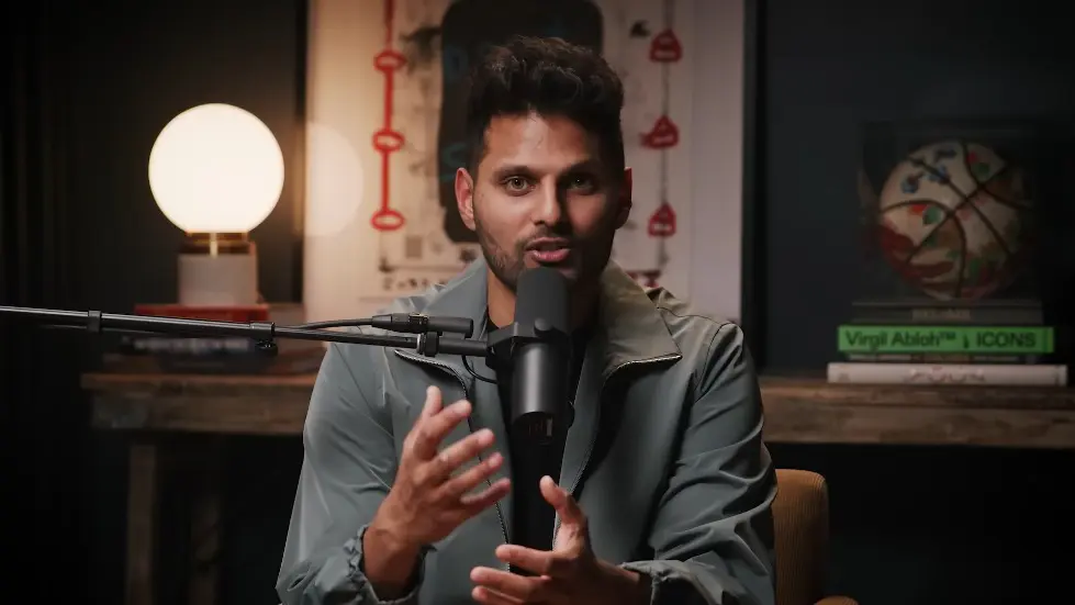 How To Change The World & Make An Impact! | Matt Damon & Gary White 002