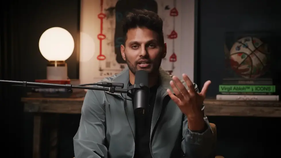 How To Change The World & Make An Impact! | Matt Damon & Gary White 003