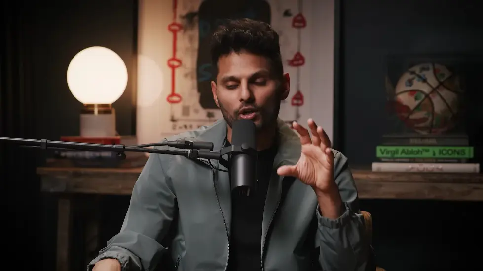 How To Change The World & Make An Impact! | Matt Damon & Gary White 010