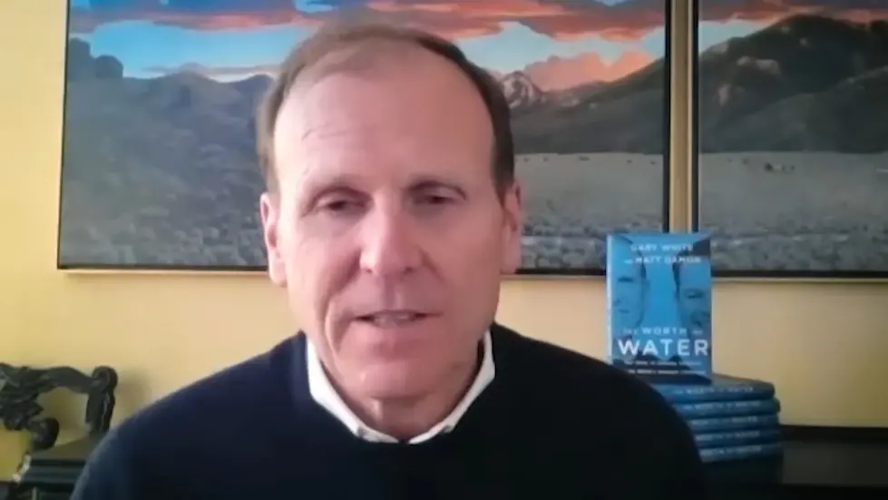 How To Change The World & Make An Impact! | Matt Damon & Gary White 011