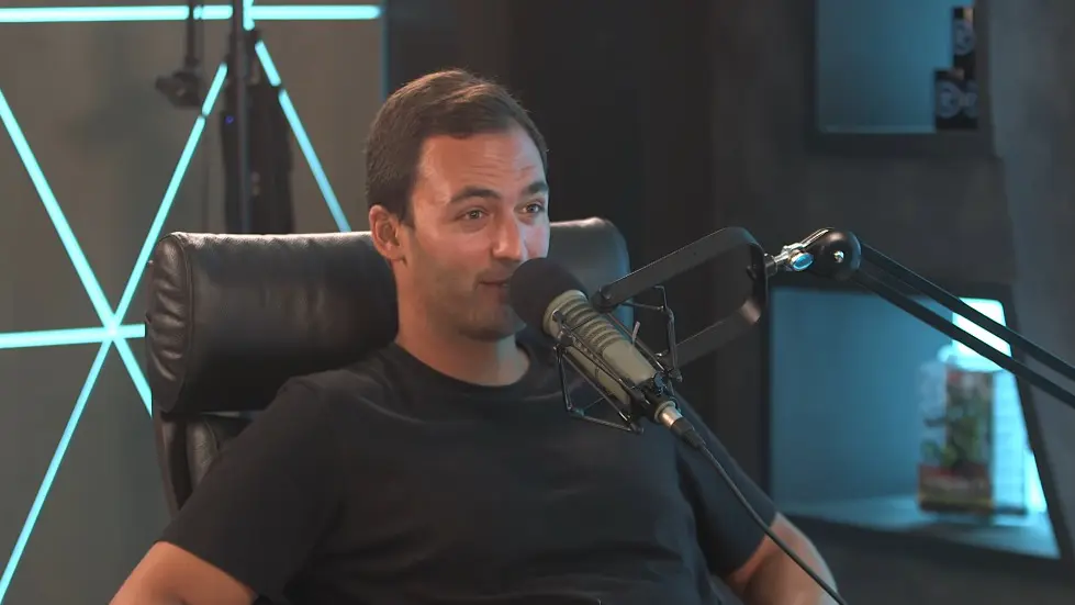 How to Transform Your Brain, Overcome Trauma, and Live in the Moment | Conversations with Tom 002