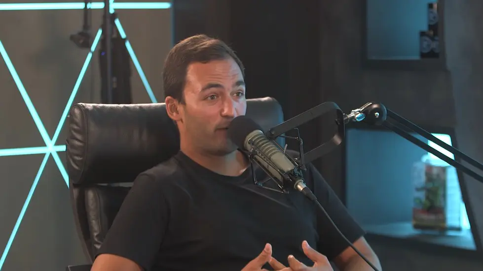 How to Transform Your Brain, Overcome Trauma, and Live in the Moment | Conversations with Tom 005