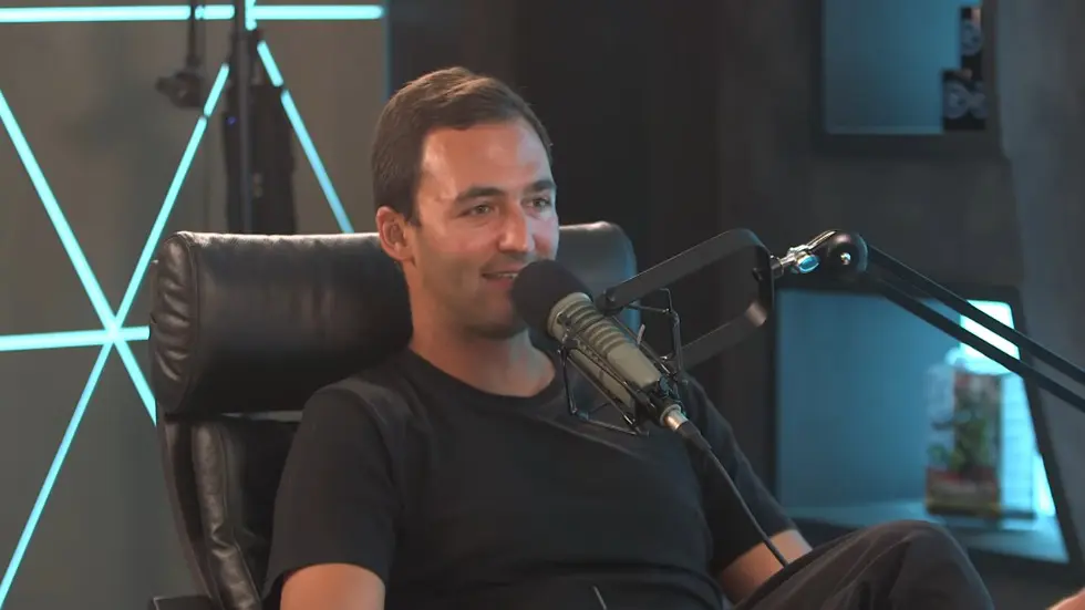 How to Transform Your Brain, Overcome Trauma, and Live in the Moment | Conversations with Tom 010