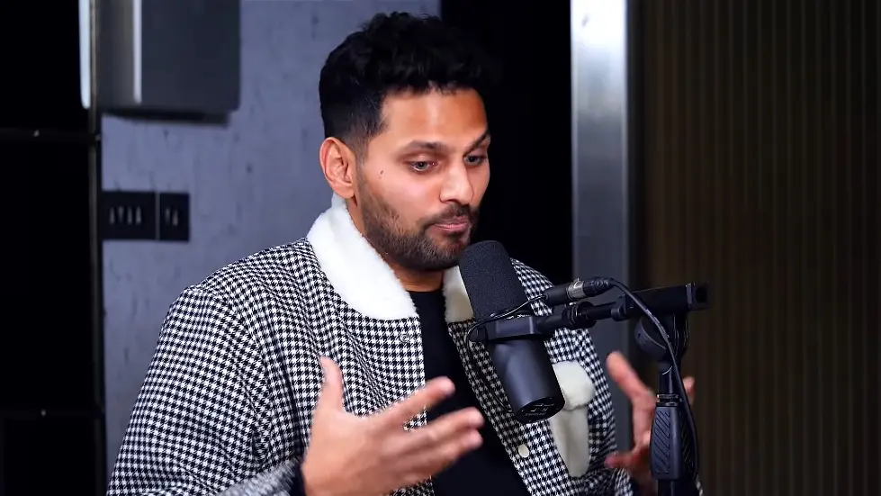 Jay Shetty: The 3 Simple Things A Happy Life Needs | E119 015