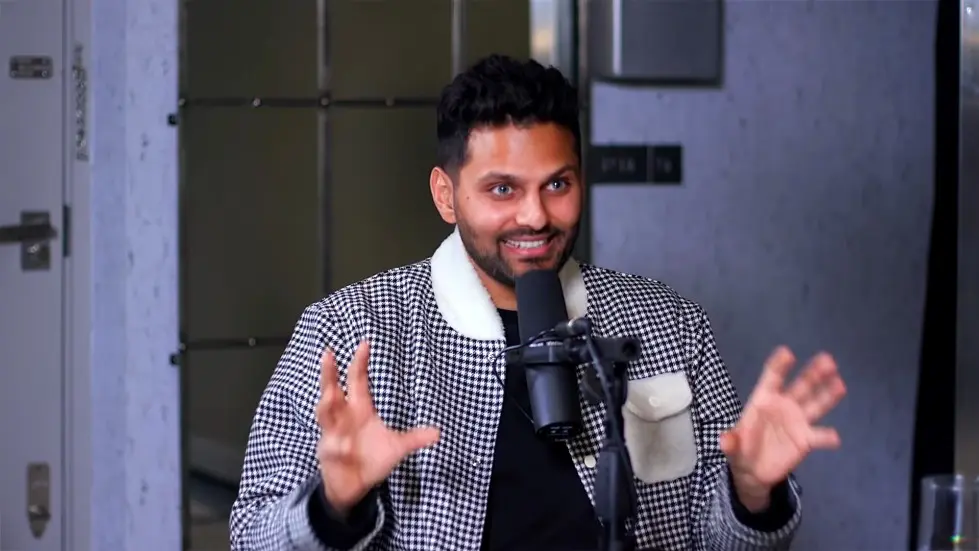 Jay Shetty: The 3 Simple Things A Happy Life Needs | E119 016