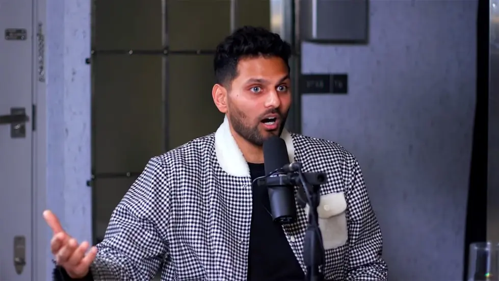 Jay Shetty: The 3 Simple Things A Happy Life Needs | E119 017