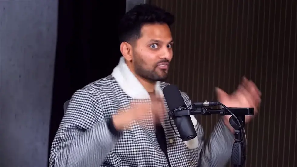 Jay Shetty: The 3 Simple Things A Happy Life Needs | E119 020