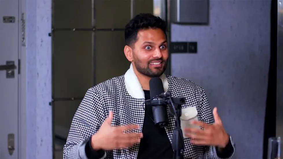 Jay Shetty: The 3 Simple Things A Happy Life Needs | E119 026