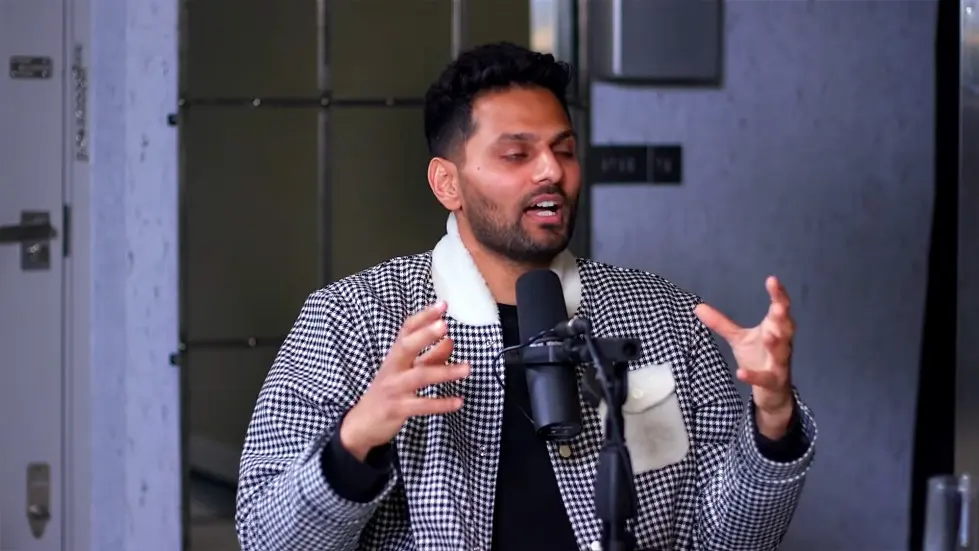 Jay Shetty: The 3 Simple Things A Happy Life Needs | E119 041