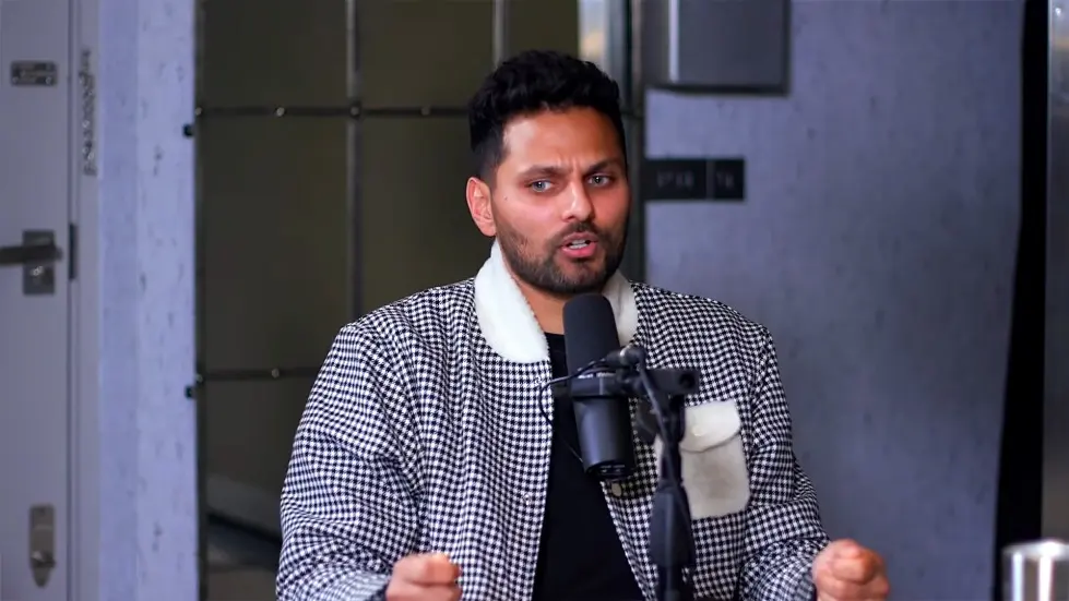 Jay Shetty: The 3 Simple Things A Happy Life Needs | E119 050