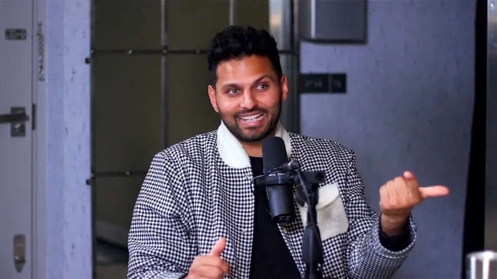 Jay Shetty: The 3 Simple Things A Happy Life Needs | E119 052