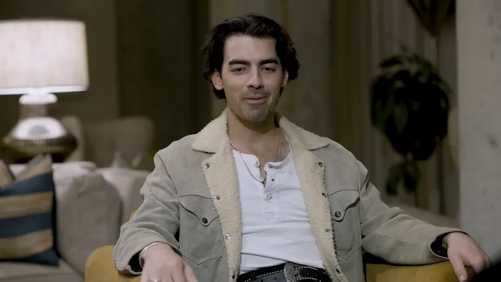 Joe Jonas ON: If You Want To COMPLETELY CHANGE Yourself In 2023, WATCH THIS! | Jay Shetty 002