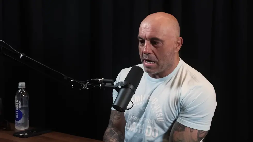 Joe Rogan: Comedy, Controversy, Aliens, UFOs, Putin, CIA, and Freedom | Lex Fridman Podcast #300 017