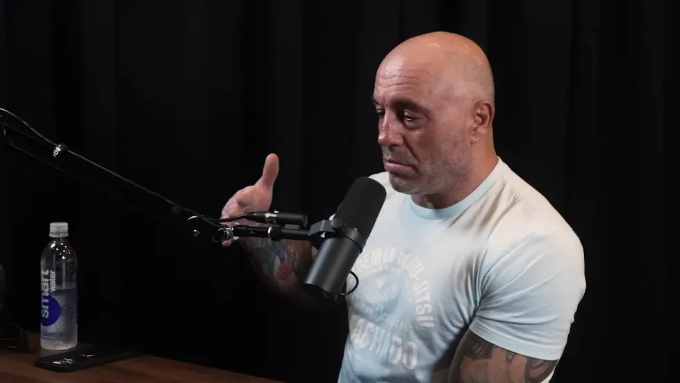 Joe Rogan: Comedy, Controversy, Aliens, UFOs, Putin, CIA, and Freedom | Lex Fridman Podcast #300 018
