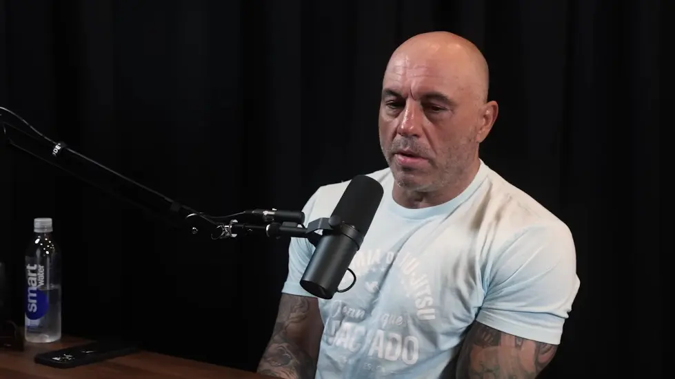 Joe Rogan: Comedy, Controversy, Aliens, UFOs, Putin, CIA, and Freedom | Lex Fridman Podcast #300 034