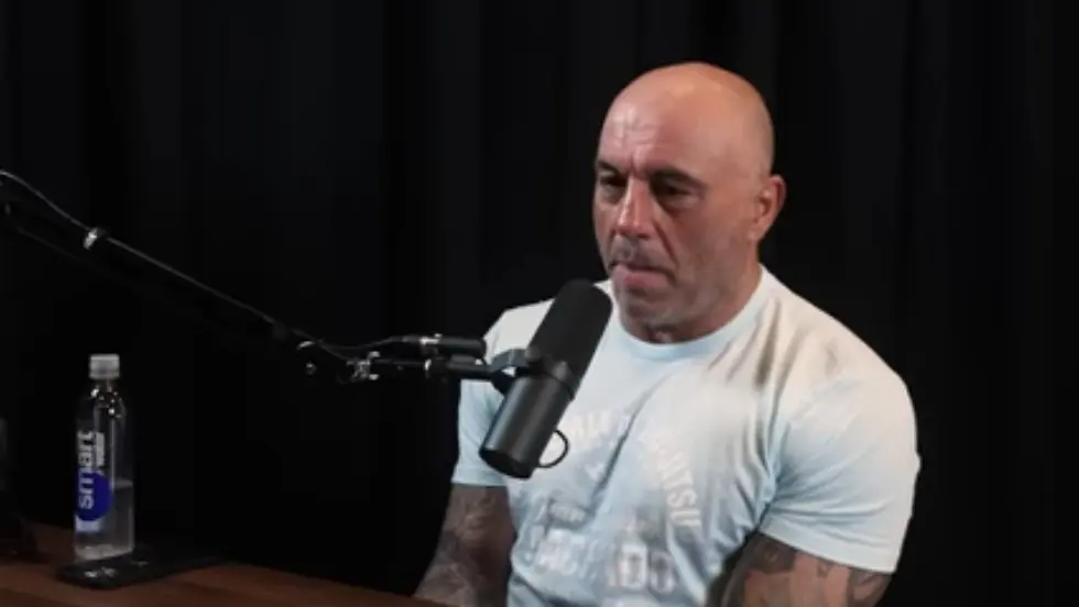Joe Rogan: Comedy, Controversy, Aliens, UFOs, Putin, CIA, and Freedom | Lex Fridman Podcast #300 039