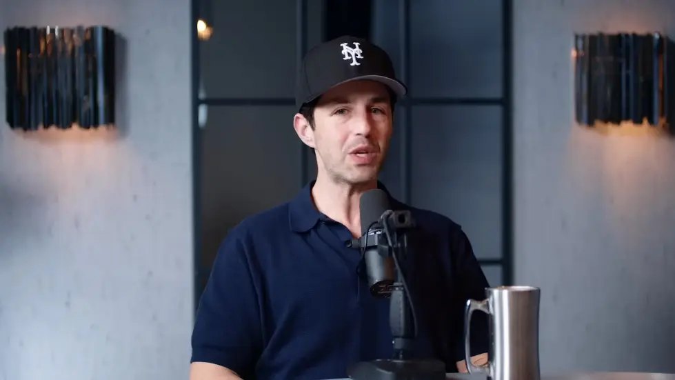 Josh Peck: The Surprising Truth Behind The 127lb Weight Loss | E238 010