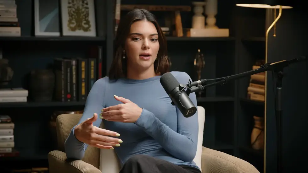 Kendall Jenner Opens Up About Anxiety, Insecurity, & How To Be Truly Happy! | Jay Shetty 005