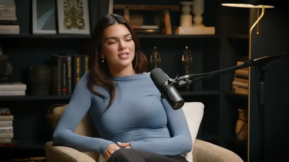 Kendall Jenner ON: Setting Boundaries & Putting Yourself First For SUCCESS & HAPPINESS | Jay Shetty 004