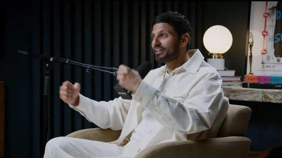 Kim Kardashian OPENS UP About Insecurity, Healing Your Pain, & Finding HAPPINESS | Jay Shetty 011