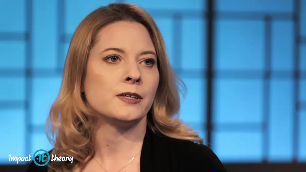 Manipulate Your Sense of Time With 3 Steps | Laura Vanderkam on Impact Theory 004