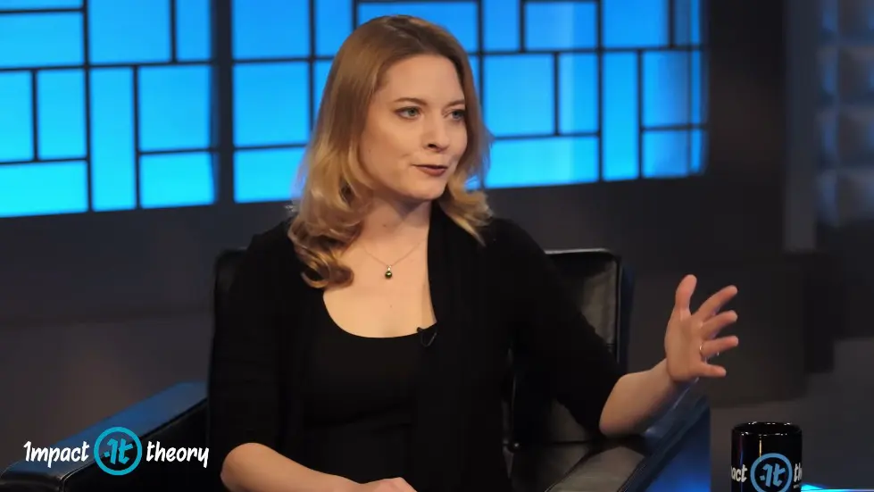 Manipulate Your Sense of Time With 3 Steps | Laura Vanderkam on Impact Theory 009