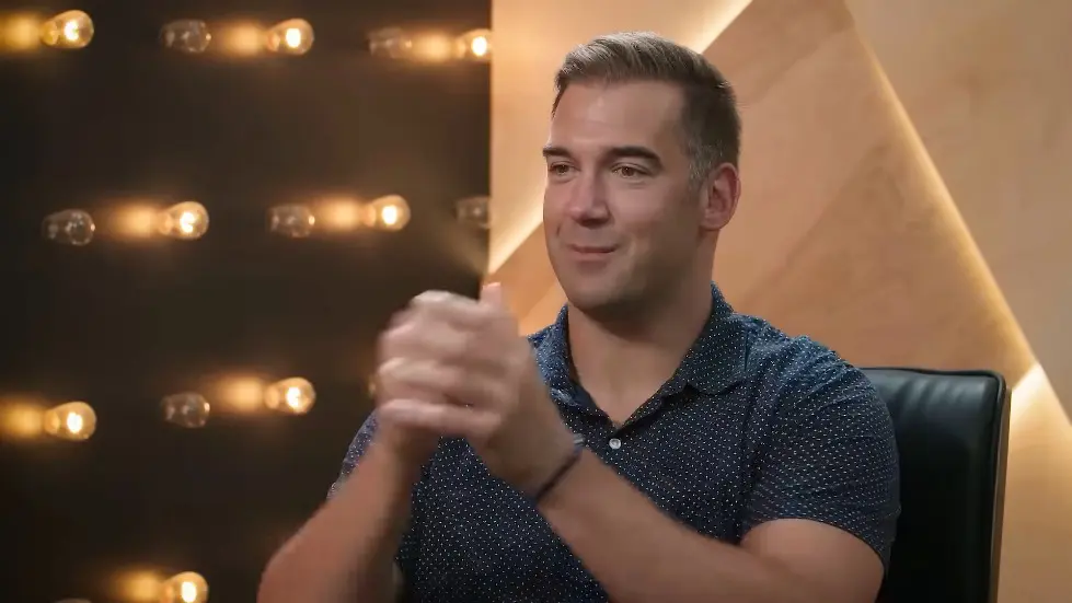 The 3 KEY SIGNS That Relationship Will Last! (How To Find Love) | Lewis Howes & Jay Shetty 003