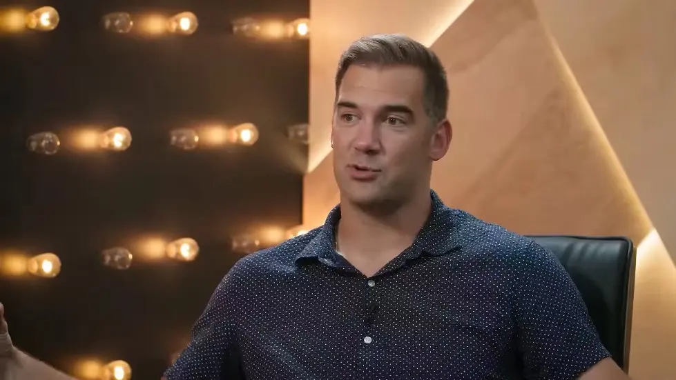 The 3 KEY SIGNS That Relationship Will Last! (How To Find Love) | Lewis Howes & Jay Shetty 013