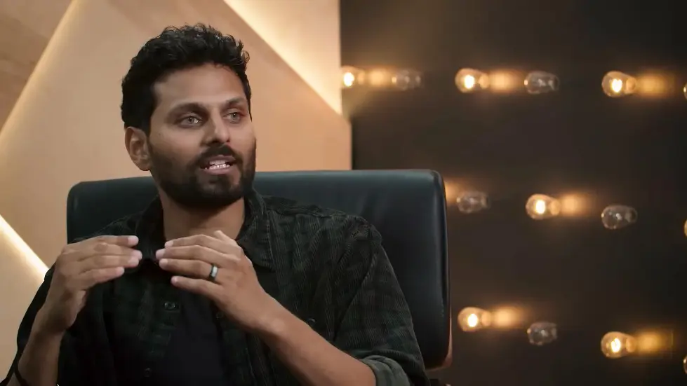 The 3 KEY SIGNS That Relationship Will Last! (How To Find Love) | Lewis Howes & Jay Shetty 019