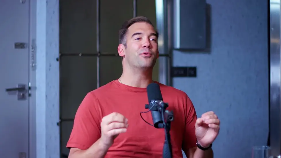 Lewis Howes: The Single Biggest Killer Of Relationships | E134 008