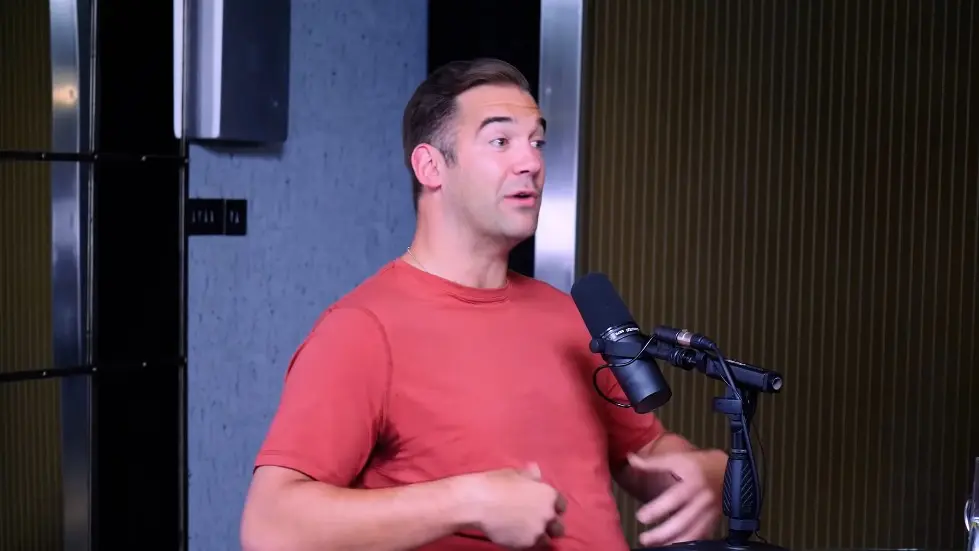 Lewis Howes: The Single Biggest Killer Of Relationships | E134 011