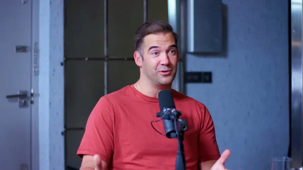 Lewis Howes: The Single Biggest Killer Of Relationships | E134 013