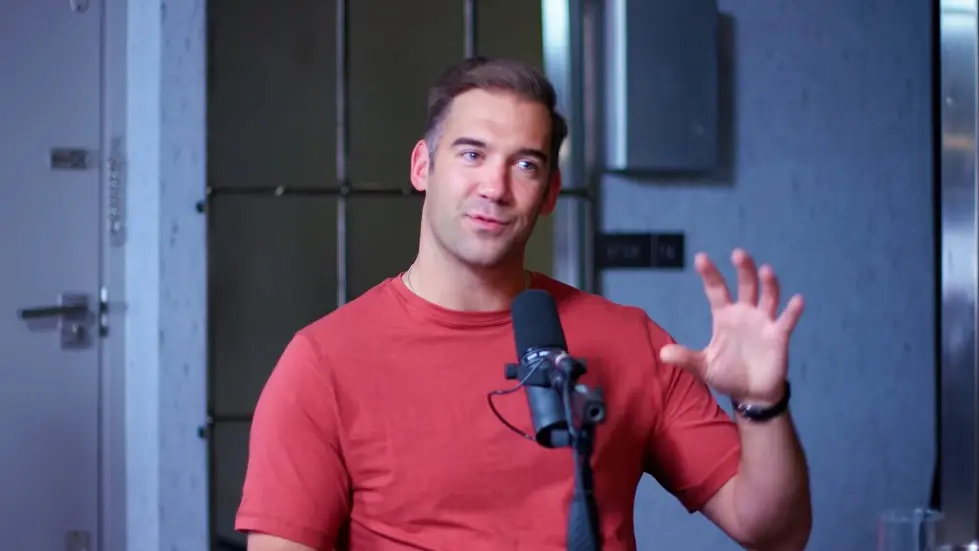 Lewis Howes: The Single Biggest Killer Of Relationships | E134 025