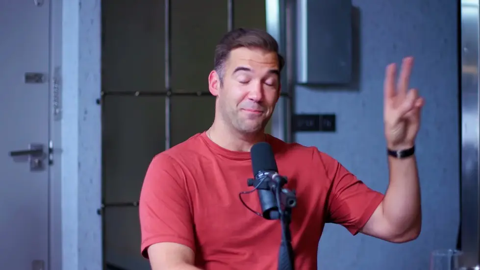 Lewis Howes: The Single Biggest Killer Of Relationships | E134 028