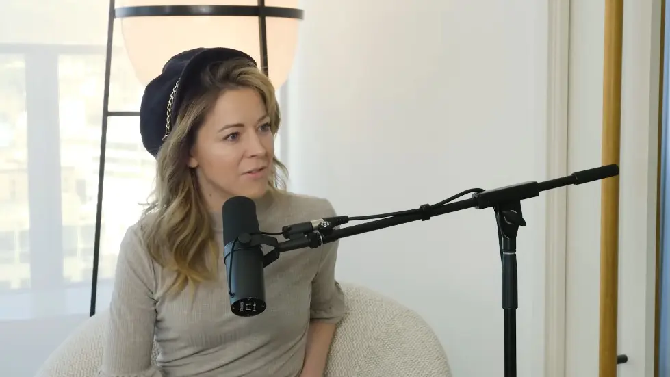 How To REMOVE TOXIC PEOPLE & Thoughts From Your Life! | Lindsey Stirling 006