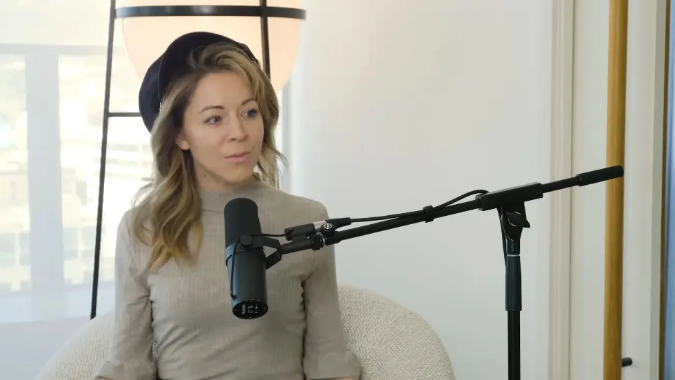 How To REMOVE TOXIC PEOPLE & Thoughts From Your Life! | Lindsey Stirling 013