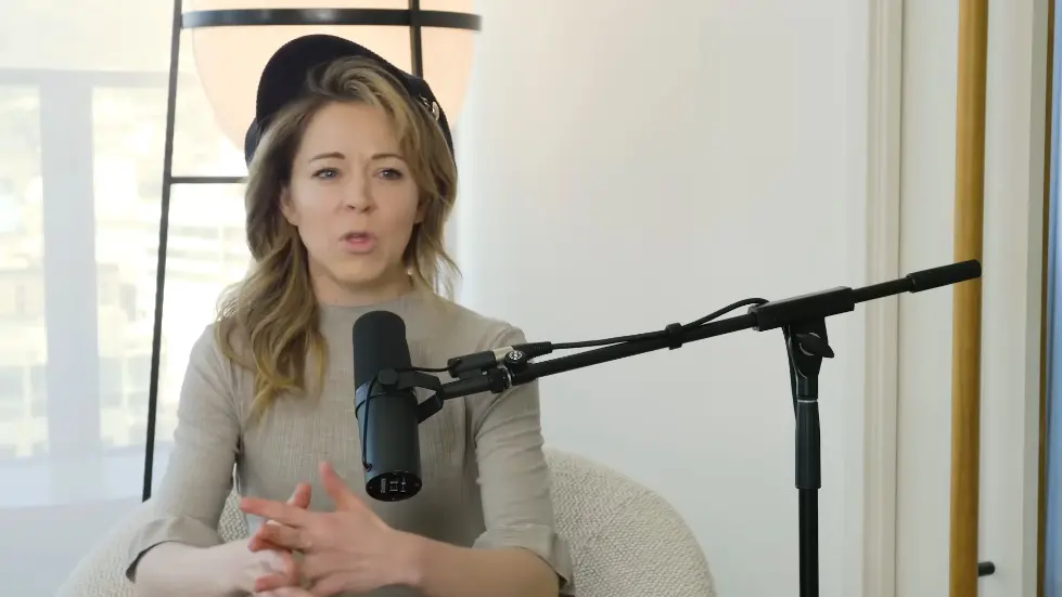 How To REMOVE TOXIC PEOPLE & Thoughts From Your Life! | Lindsey Stirling 017