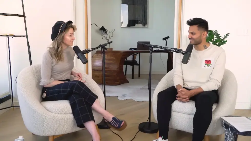 How To REMOVE TOXIC PEOPLE & Thoughts From Your Life! | Lindsey Stirling 018