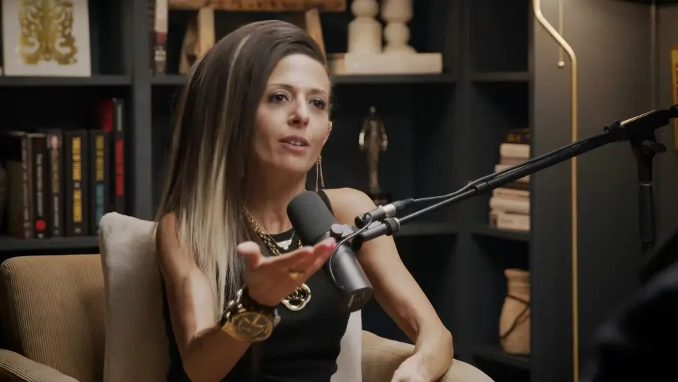 If You Want To COMPLETELY CHANGE Your Life In 7 Days, WATCH THIS! | Lisa Bilyeu 006