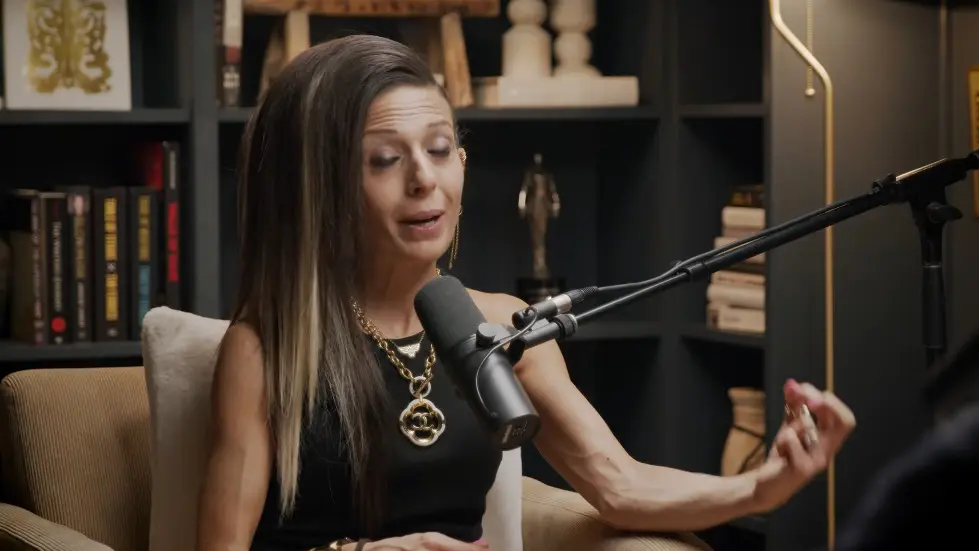 If You Want To COMPLETELY CHANGE Your Life In 7 Days, WATCH THIS! | Lisa Bilyeu 015